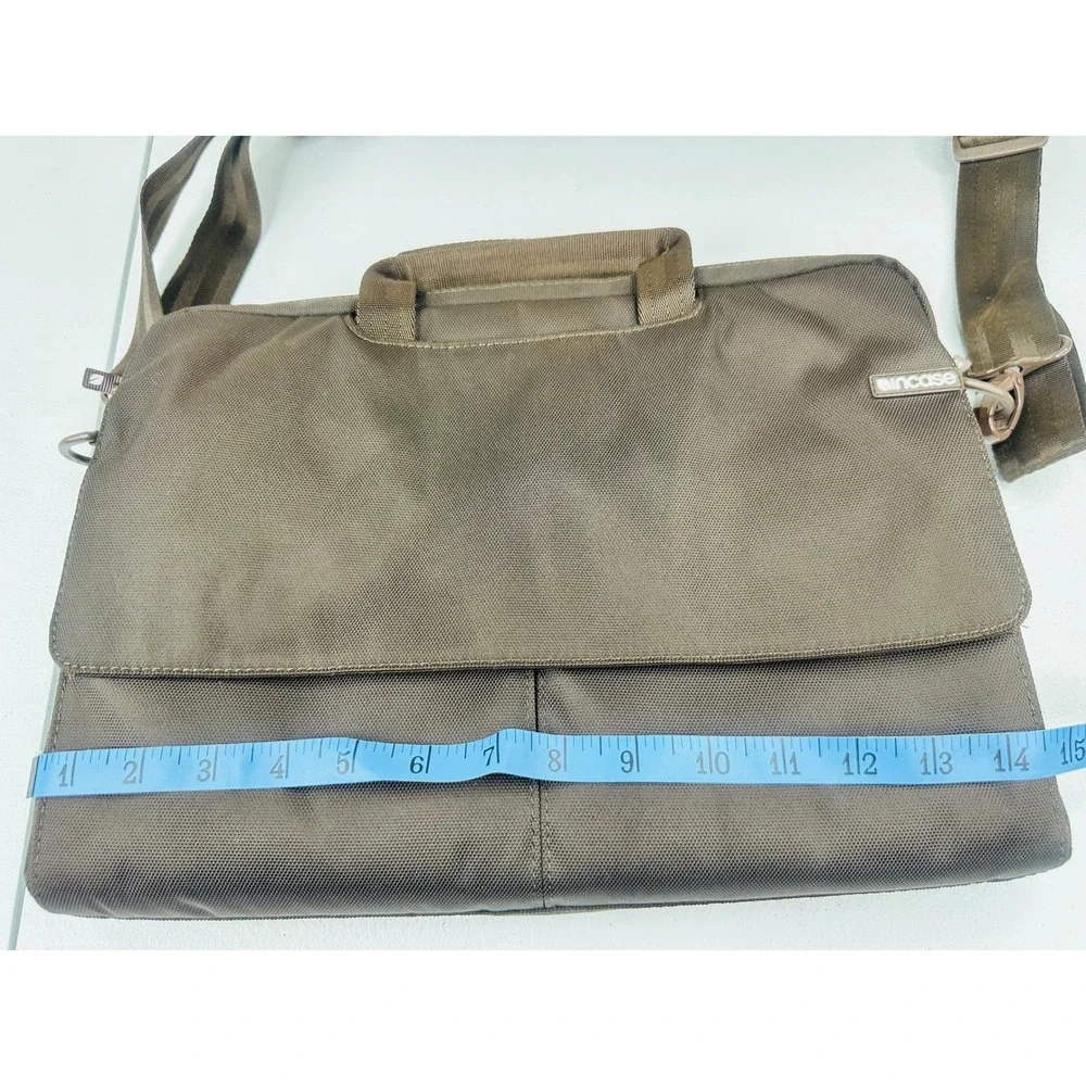 Incase Messenger Bag Laptop Briefcase Unisex OS Brown Good Padded Tech Carryall